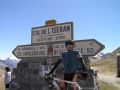 Od roku 1947 se přes tento majestátní průsmyk projíždelo na Tour de France celkem 5x, s vyjímkou v roce 1996, kdy byla etapa přes Col de l`Iseran na poslední chvíli zrušena pro špatné počasí a sněhovou kalamitu. (21/31)